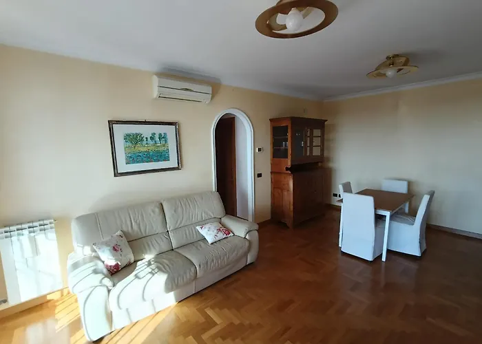 F&f - 2 Bedrooms Aurelio Boccea Apartament *